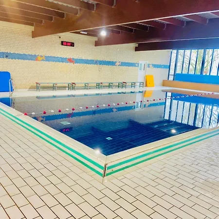 Dom wakacyjny Dutch Delight - Big Private Garden, Near Lake