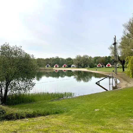 Dutch Delight - Big Private Garden, Near Lake