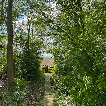 Dutch Delight - Big Private Garden, Near Lake Holiday home