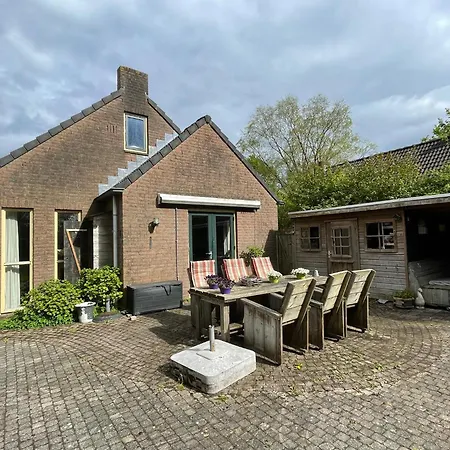 Holiday home Dutch Delight - Big Private Garden, Near Lake *