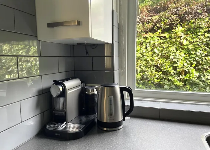 Dutch Delight - Big Private Garden, Near Lake Ewijk