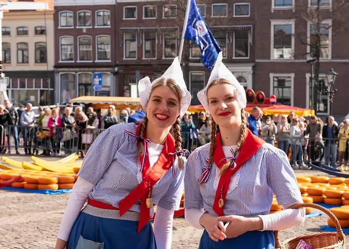 Dutch Delight - Big Private Garden, Near Lake 펜션 *