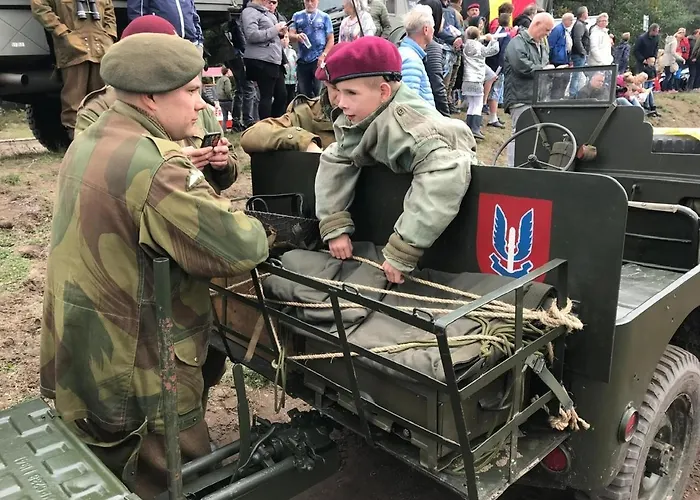 펜션 Dutch Delight - Big Private Garden, Near Lake Ewijk