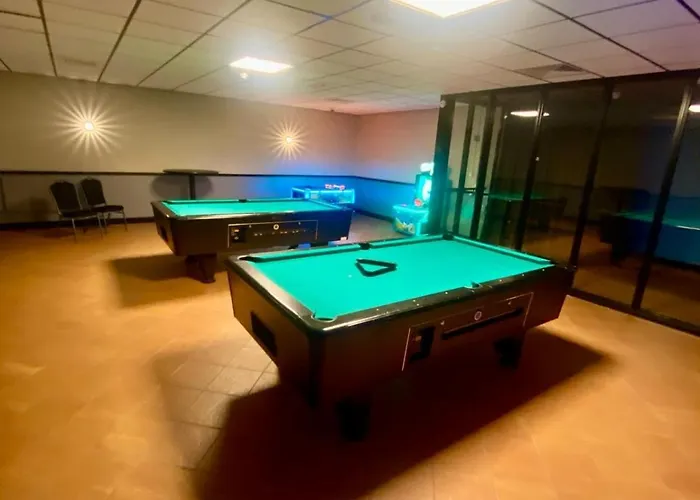 Dutch Delight - Big Private Garden, Near Lake Ewijk