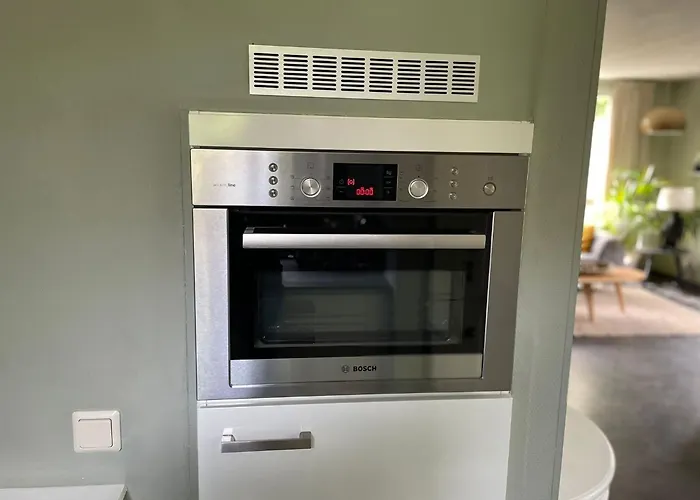 Dutch Delight - Big Private Garden, Near Lake Ewijk