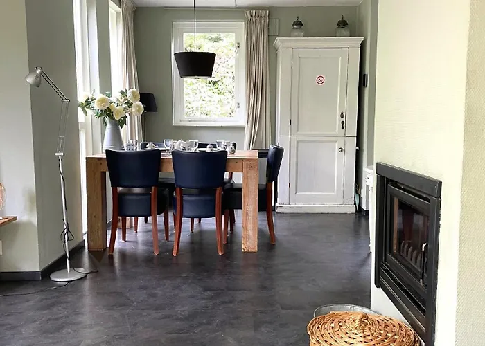 Dutch Delight - Big Private Garden, Near Lake Ewijk