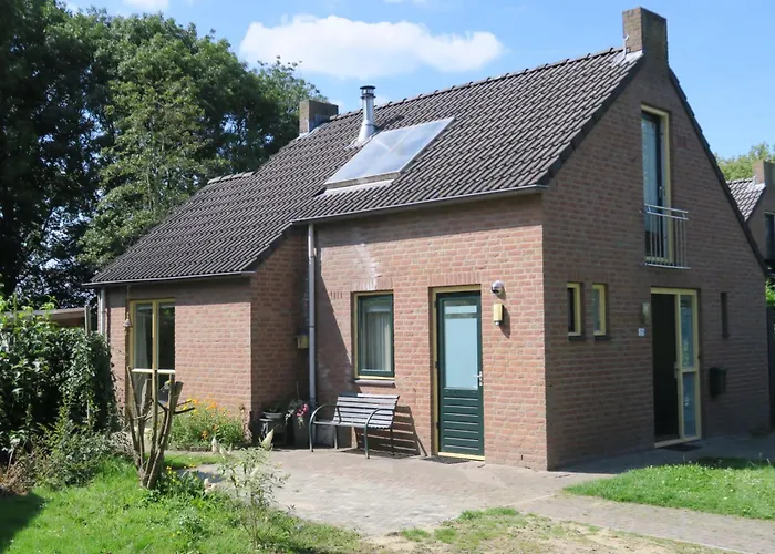 Дом отдыха Dutch Delight - Big Private Garden, Near Lake Ewijk