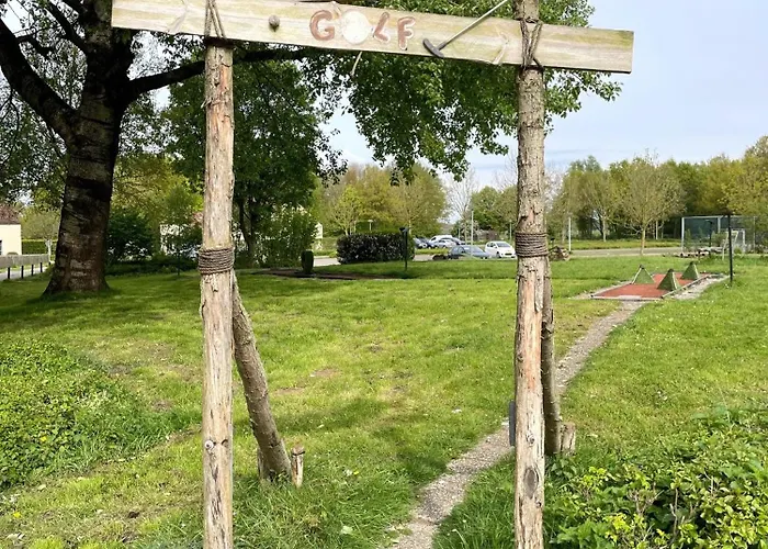 Дом отдыха Dutch Delight - Big Private Garden, Near Lake *