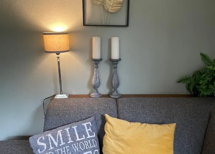 Дом отдыха Dutch Delight - Big Private Garden, Near Lake